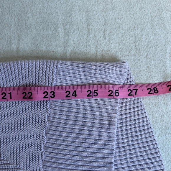 Athleta Hanover Merino Wool Blend V Neck Knit Sweater Size M Lavender - Picture 8 of 8